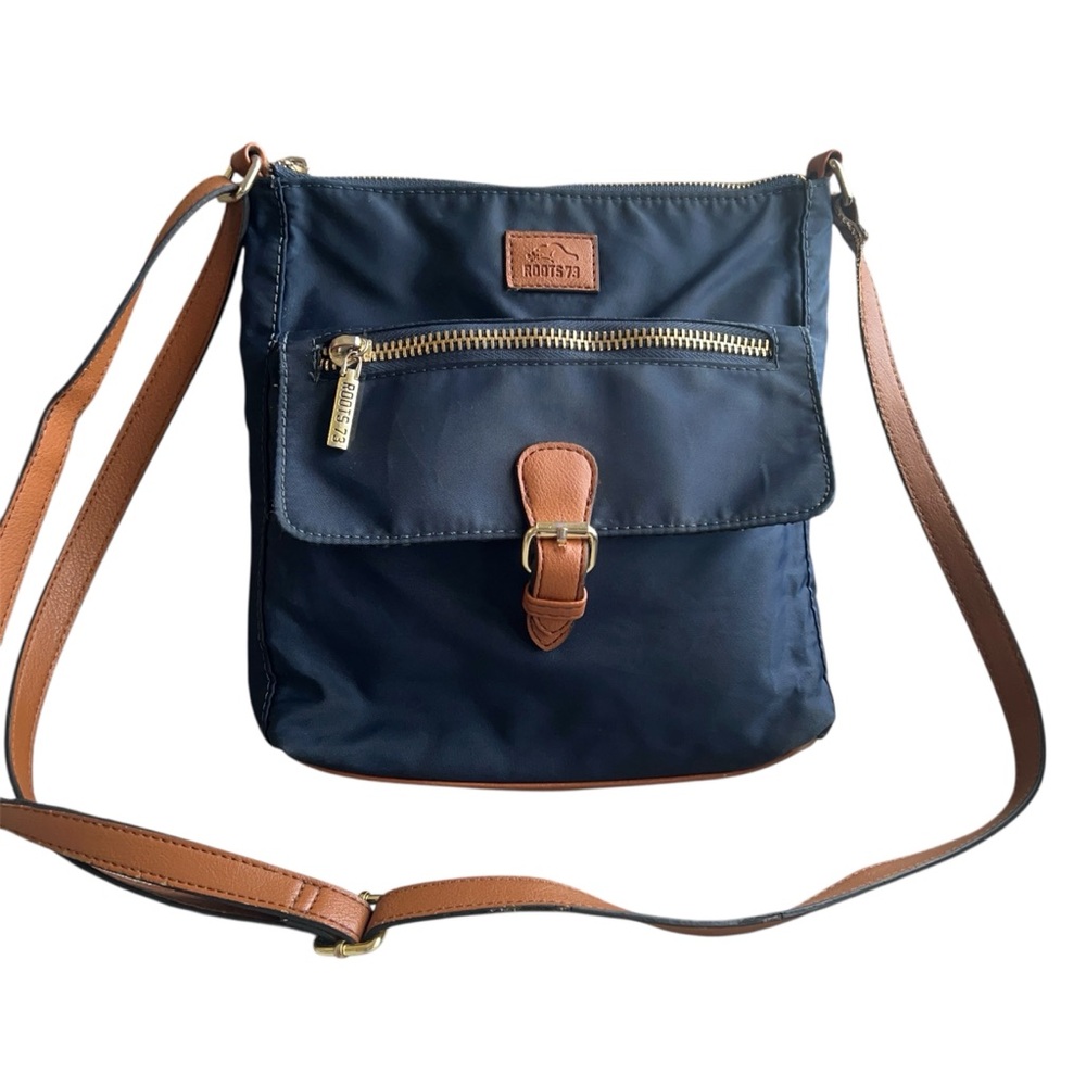 Roots Navy and Tan Crossbody Lightweight Bag